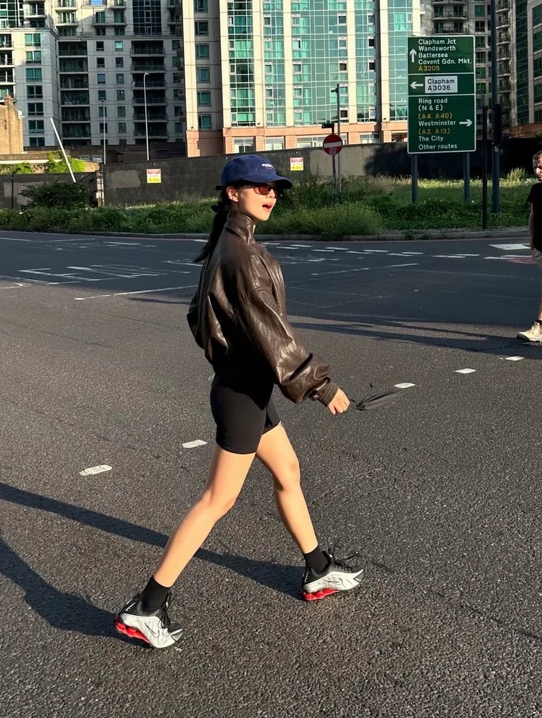 Street Sle Women's Motorcycle Jaet Stand Collar Loose Fit ort Biker Leather Coat Outerwear Long Sve Zipper Closure