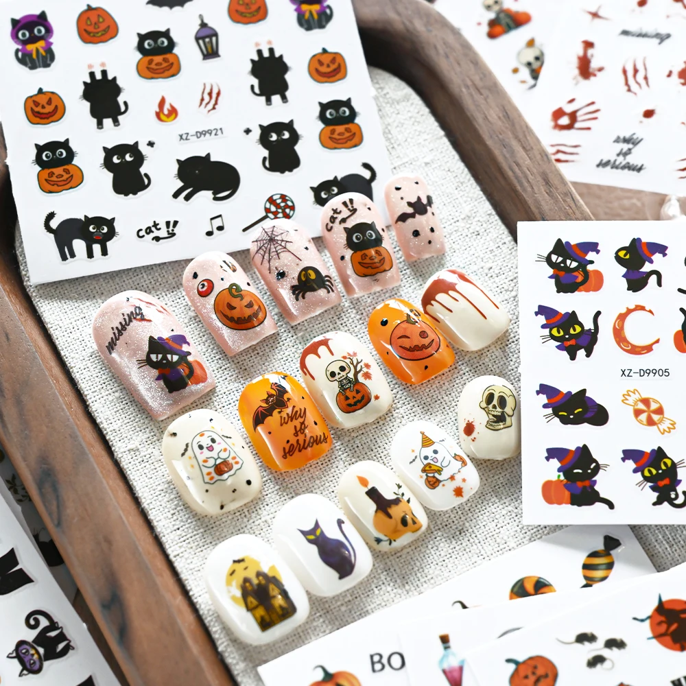 Set di 30 adesivi per unghie con teschio piccolo fantasma per decorazioni per unghie di Halloween Adesivi autoadesivi Forniture per manicure per festival carini