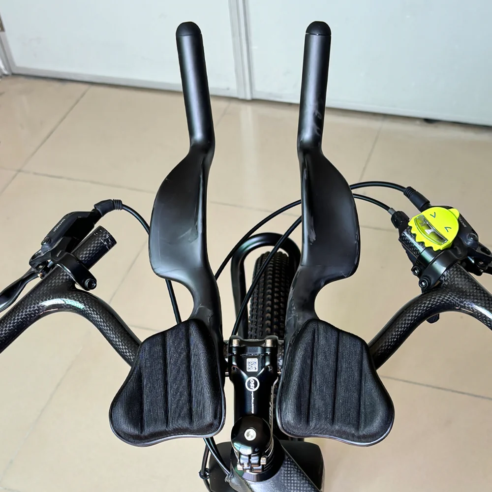 Carbonfaser-Lenkergriff mit hoher Steifigkeit für Rennräder und Mountainbikes, TT-Lenkergriff, 31,8-22,2 mm, universell für Rundrohre, Freizeit – Detail 2