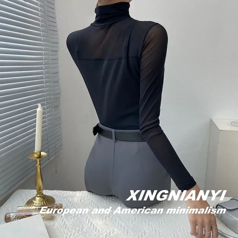 가을 여성을위한 하단 셔츠 인터넷 연예인 터틀넥 섹시한 약간 투명한 탑 다목적 하이 엔드 블랙 티셔츠