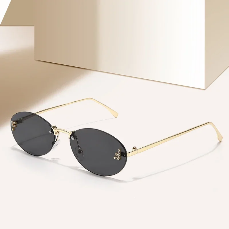 

Rimless Fashion Sunglasses Round Frame Women Diamond-encrusted Metal Outdoor Holiday Street Photo Sun Glasses Vintage Sunglass