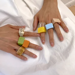 Cool Trendy Resin Fashion Punk Big Rings for Women Design Acrylic Irregular Colorful Vintage Finger Ring for Girls Party Jewelry