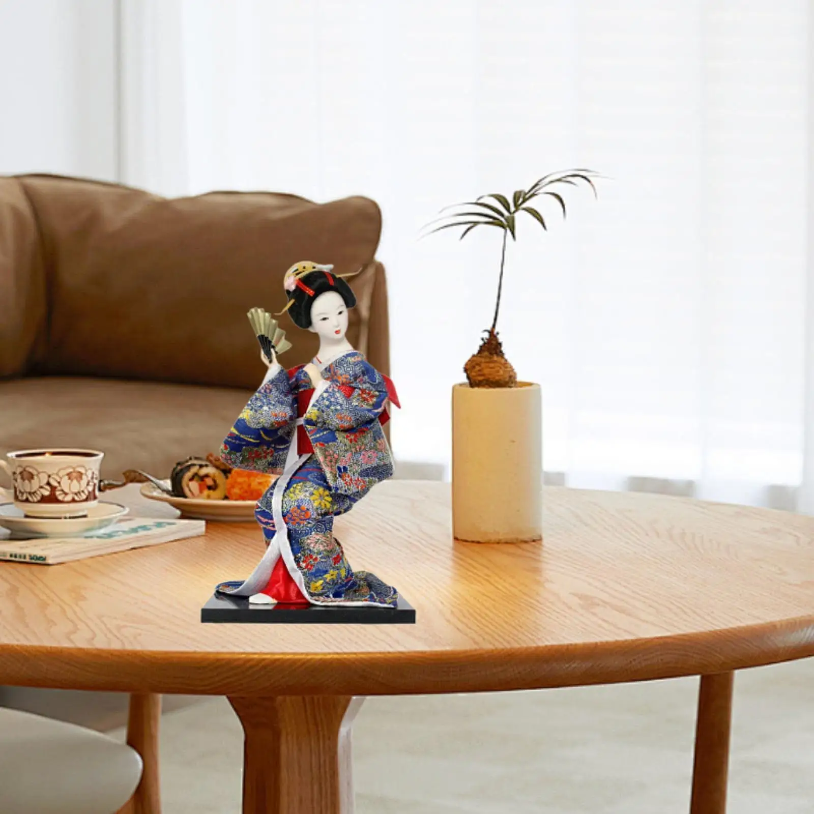 Squatting Kabuki Statue, Japanese Kimono Girl Sculpture, Wooden Toy, Kabuki Kimono Figurine for Kitchen Shelf, Bar