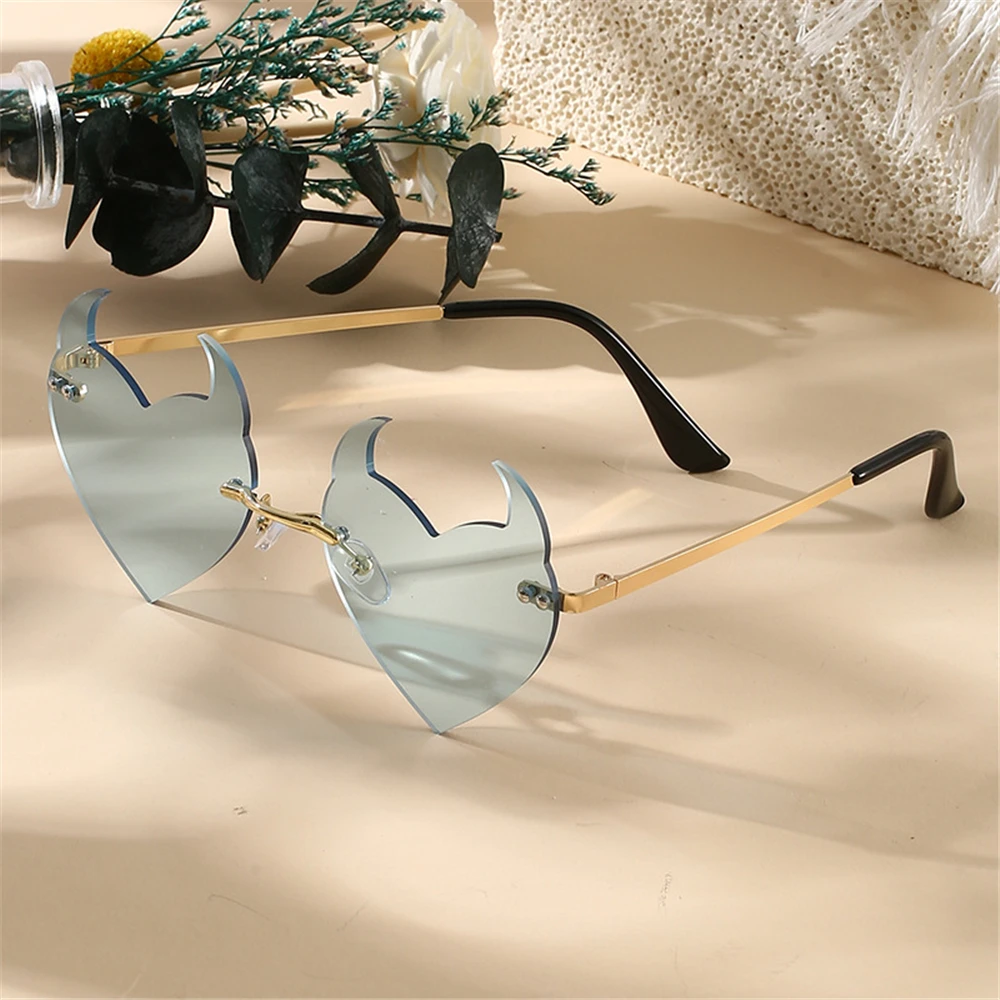 Men Halloween Decoration UV Protection Party Sun Glasses Devil Ear Heart Shape Fashion Glasses Rock Horn Rimless Sunglasses