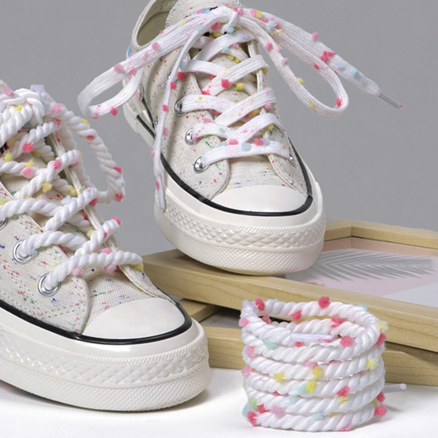

New Round Rainbow Hairball Shoelace For Shoes Fashion Flat Shoe Laces Colourful Cute Shoelaces For Sneakers Suit Women Man