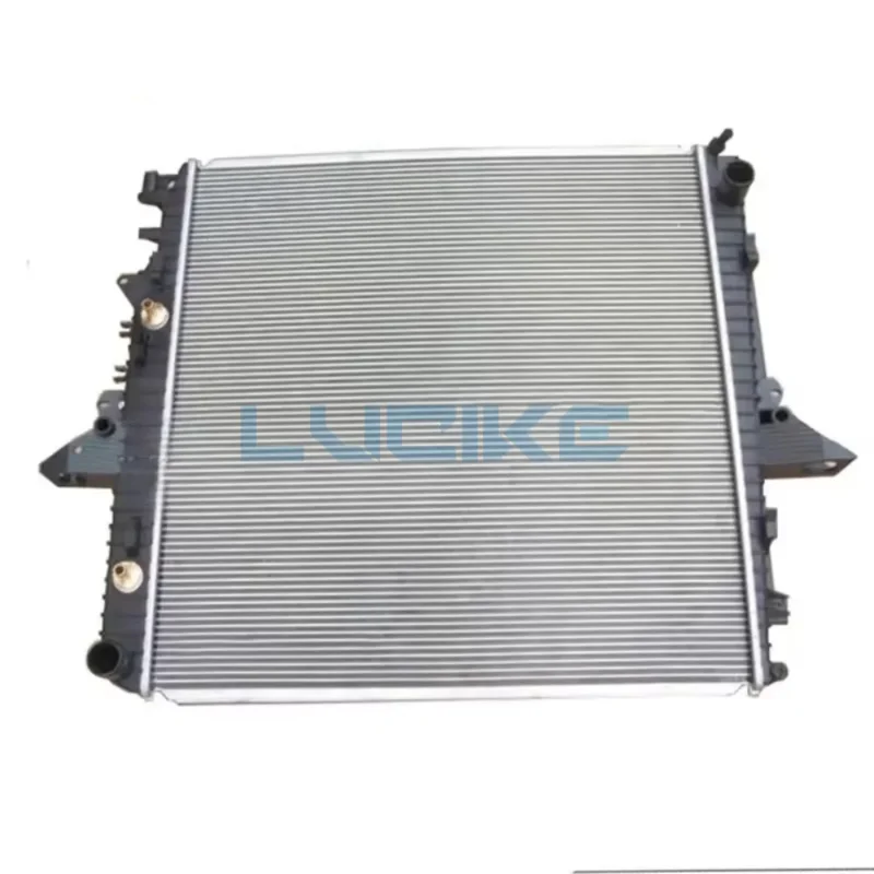 

Aluminum Radiator Premium Quality PCC500610 LR021778 for Land Rover Discovery 3