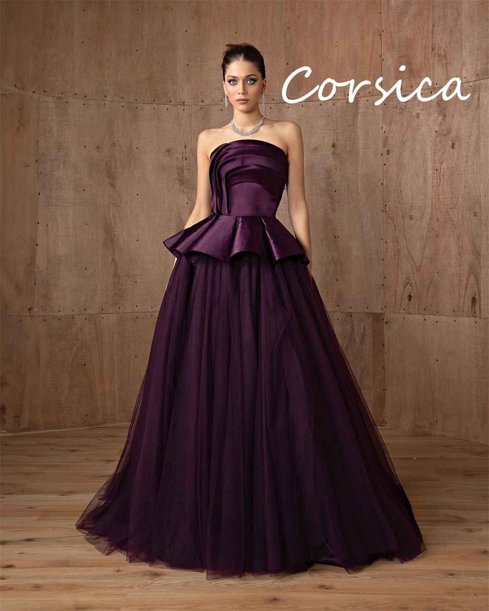 

Customized Dreamy Tulle Evening Dress Classic Strapless Sleeveless Celebrity Gowns Luxury Zipper Back Special Occasion Gowns