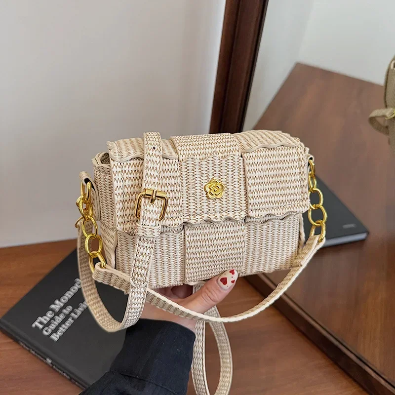 

2025 New! Euro - American Trendy Niche Woven Small Square Bag: Women's Summer Fashion & Versatile Messenger