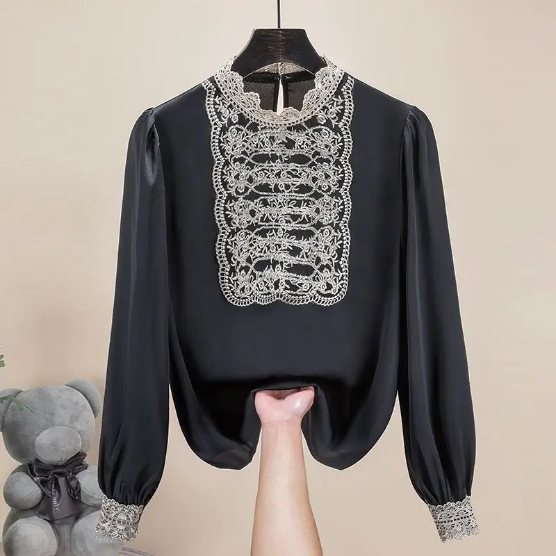 Spring Women Satin Fabric Lace Puff Sleeve Fashion Round Neck Patchwork Long Sleeves Chiffon Shirt All-match Office Lady Tops