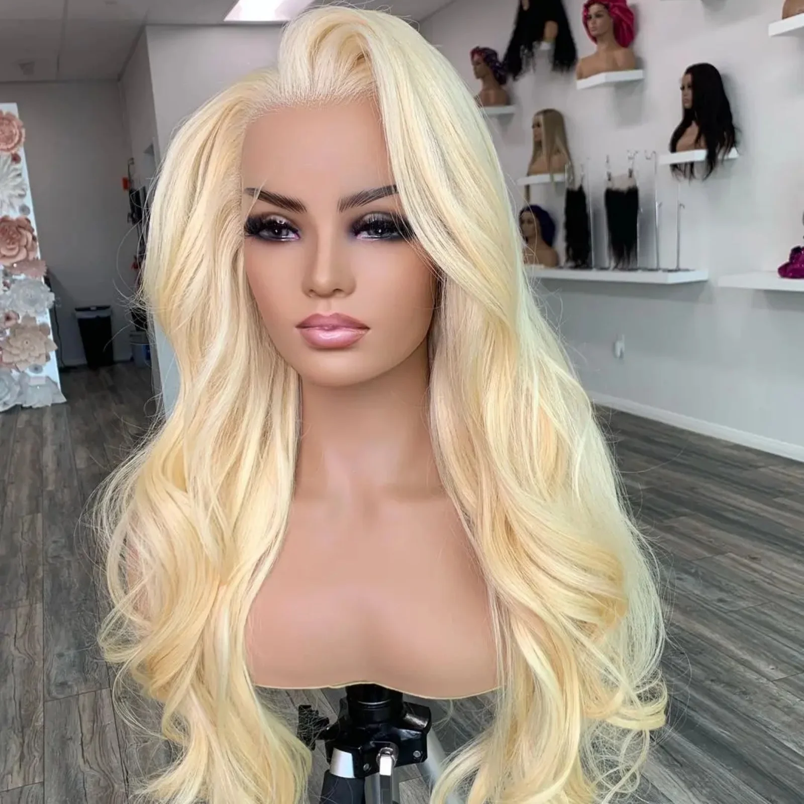 Blonde Natuurlijke Golvende Synthetische Kant Voorkant Pruik Glueless Frontale Lange Blonde Krullend Haar Kant Pruiken Voor Vrouwen Feest Honing Blond 613