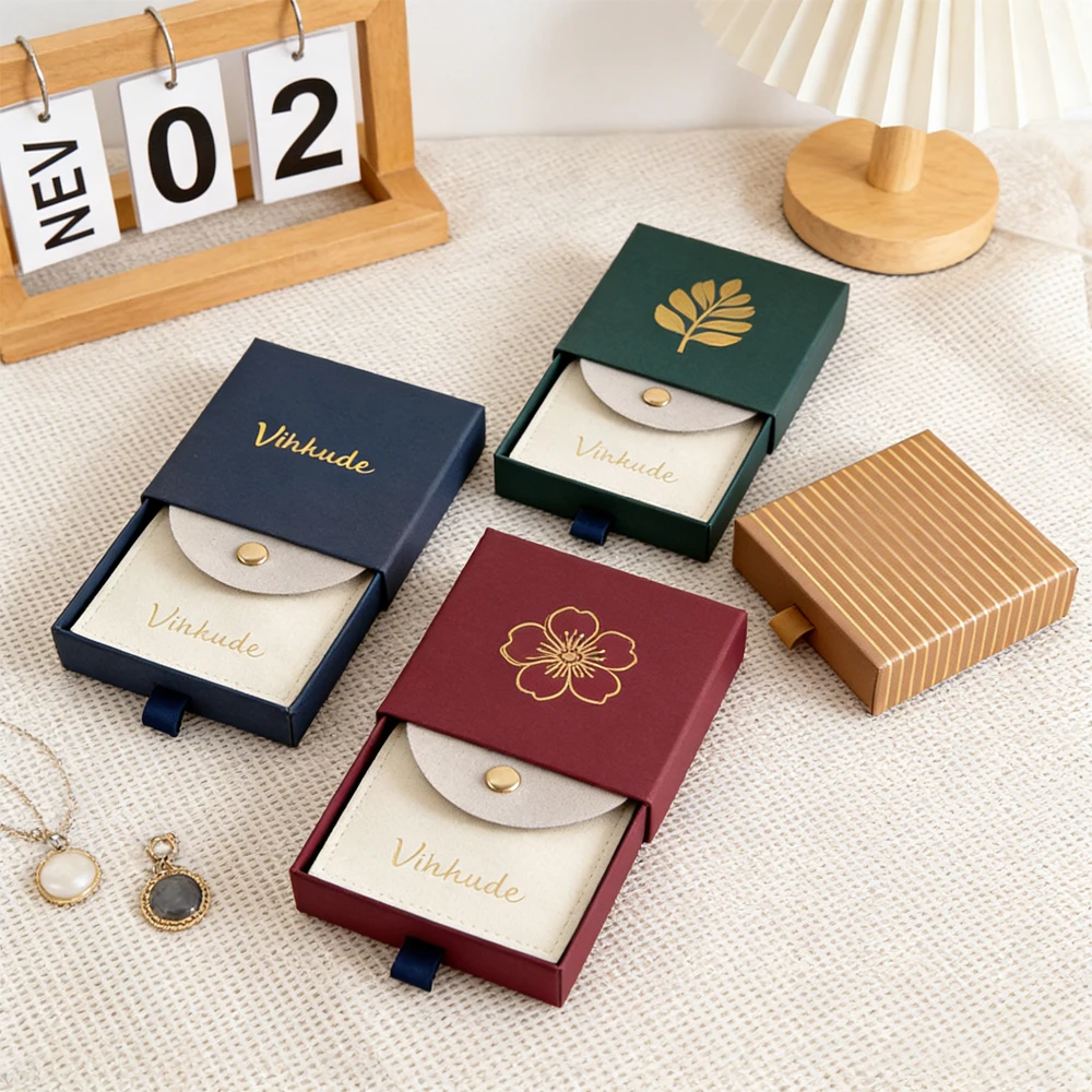 

Custom Jewellry Packaging Box With Velvet Snap Bag Custom Logo Ring Necklace Earrings Cardboard Paper Gift Drawer Jewelry Boxes