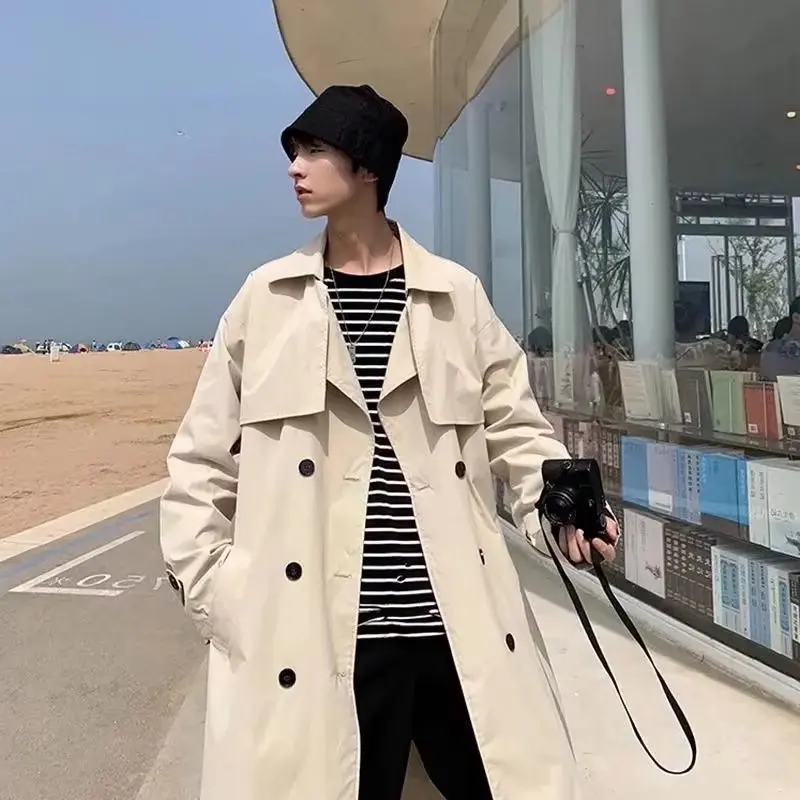 

Мужской спортивный тренчкот в стиле милитари для тренировок, соревнований, матчей, турниров, пробных состязаний, соревнований по единоборствам, беговых забегов, а также для школы и повседневной носки.