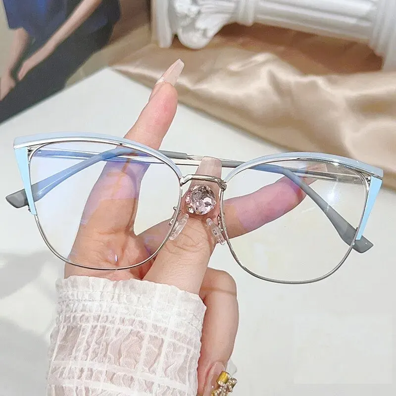 Fashion Cat-eye Frames Women's Fashion Multi-color Splicing Metal Frames European And American Color-changing Anti-blue Glasses