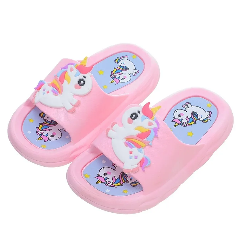 Children\'s slippers Girls cool cute little Pegasus slippers home indoor non-slip bath outdoor