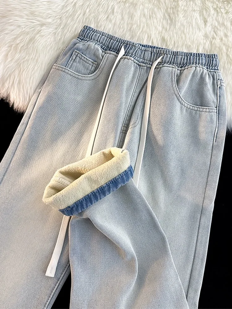 Thumbnail 3 - #6 Cheap Straight Leg Jeans Worth Buying