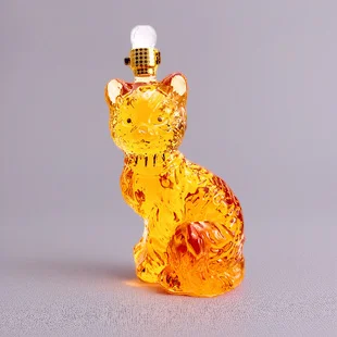 

Cat Shaped Glass Liquor Bottle Animal Zodiac Creative Handmade Decorative Wine Container Unique Gift For Home Bar Collection