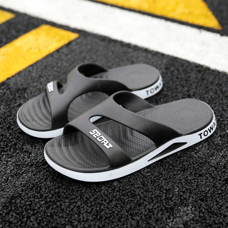 

Мужские летние резиновые тапочки для купания в помещении и на открытом воздухе, носимые подростковые противоскользящие крутые сандалии, удобные дышащие слипоны oes