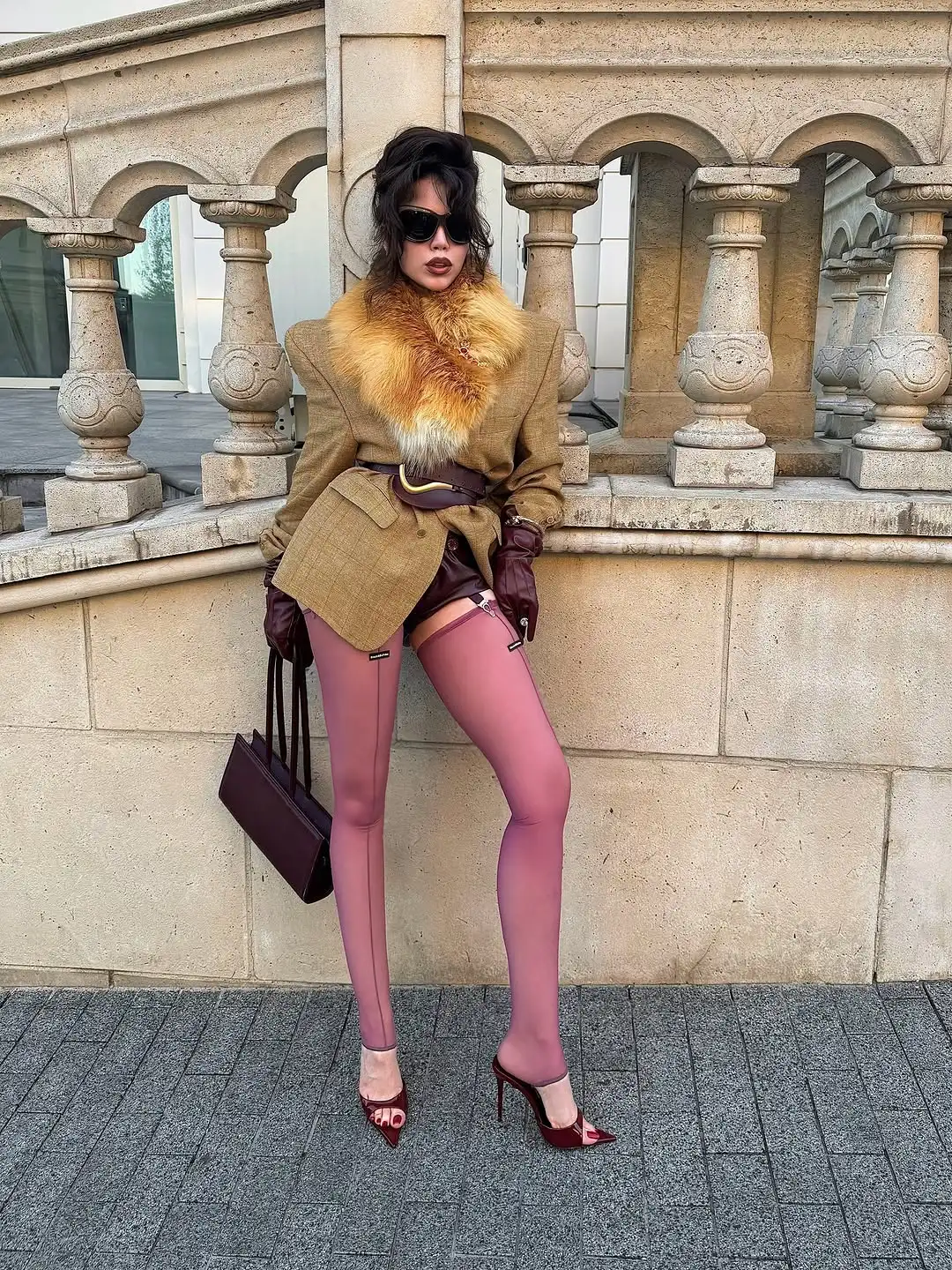 Women Elegant Camel Plaid Wool Blend Blazer Women Belted Waist Faux Fur Collar Vintage Shoulder Pads Winter Coats 2026 Jackets