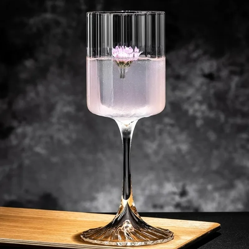 Creative Cocktail Glasses Cups Simple Striped Cocktail Glasses Cup Red Wine Glass Cup Glass Goblet Atmospheric Champagne Glass