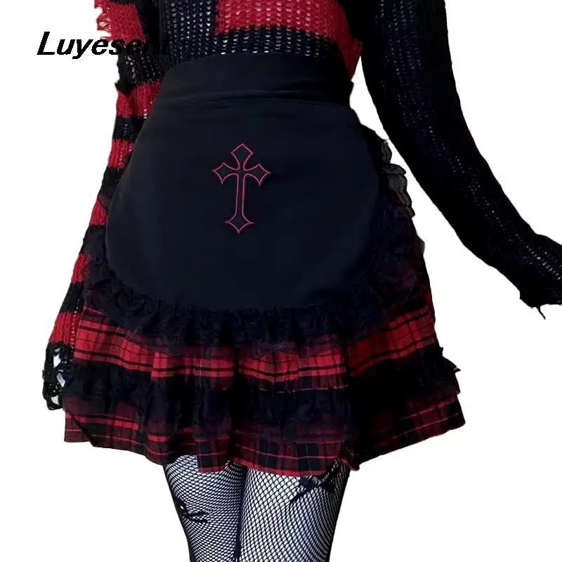 

Black White Female Sexy Lace Patch Sleeveless Apron Y2k Style Girl Cosplay Cross Goth Sweet Lace-up Aprons Korean Lolita Top