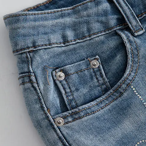Modische Distressed Hot Drilling Jeans für Damen Sommer Thin Edition Neue Damen Retro Nine Point Haremshose Neu M226