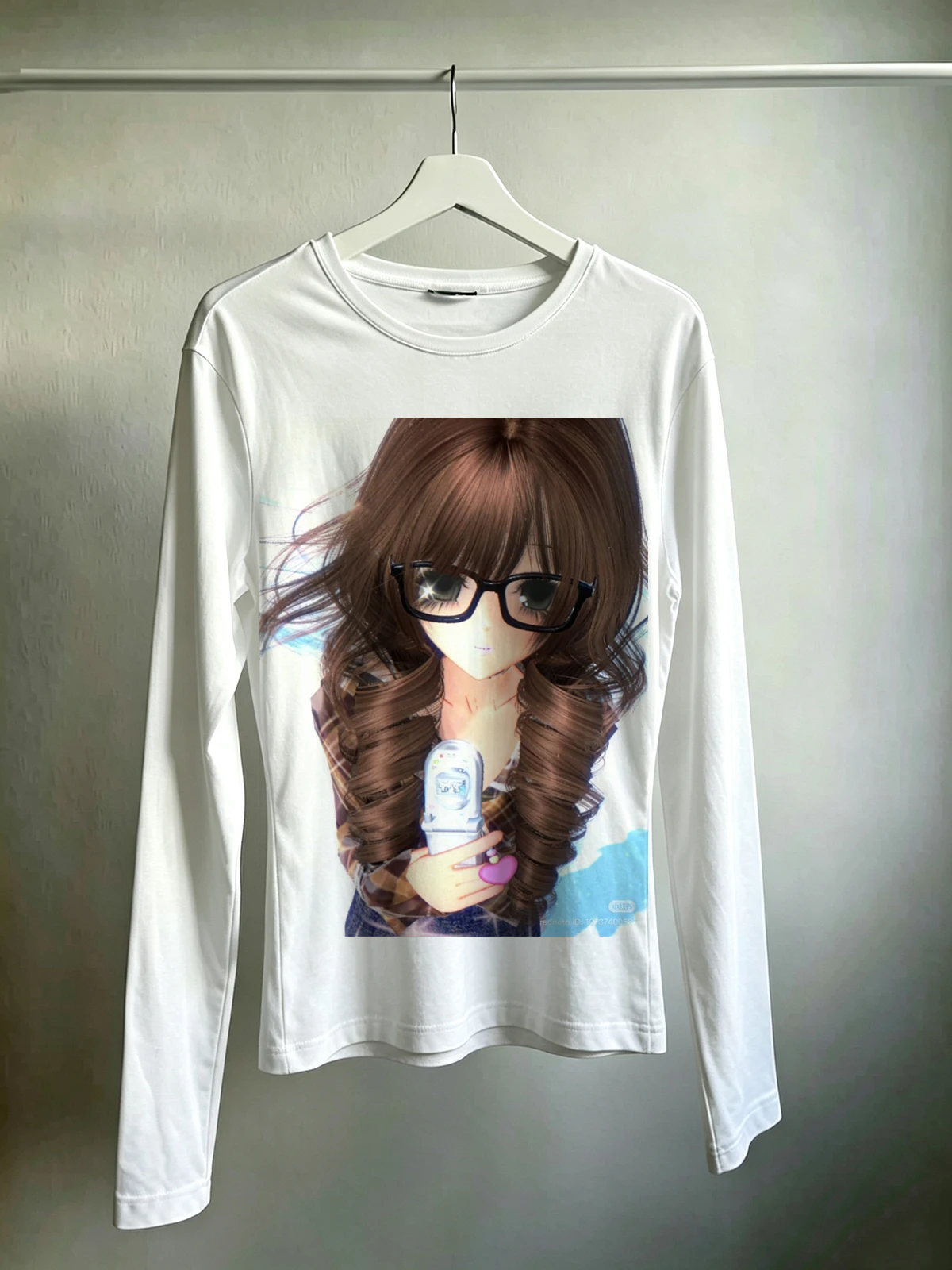 Y2K-Brille, lockiges Haar, Anime-Mädchen, Klapphandy-Print, Damen Slim-Fit Langarm-T-Shirt, Retro Harajuku Manga, enganliegendes Streetwear-Oberteil – Detail 1