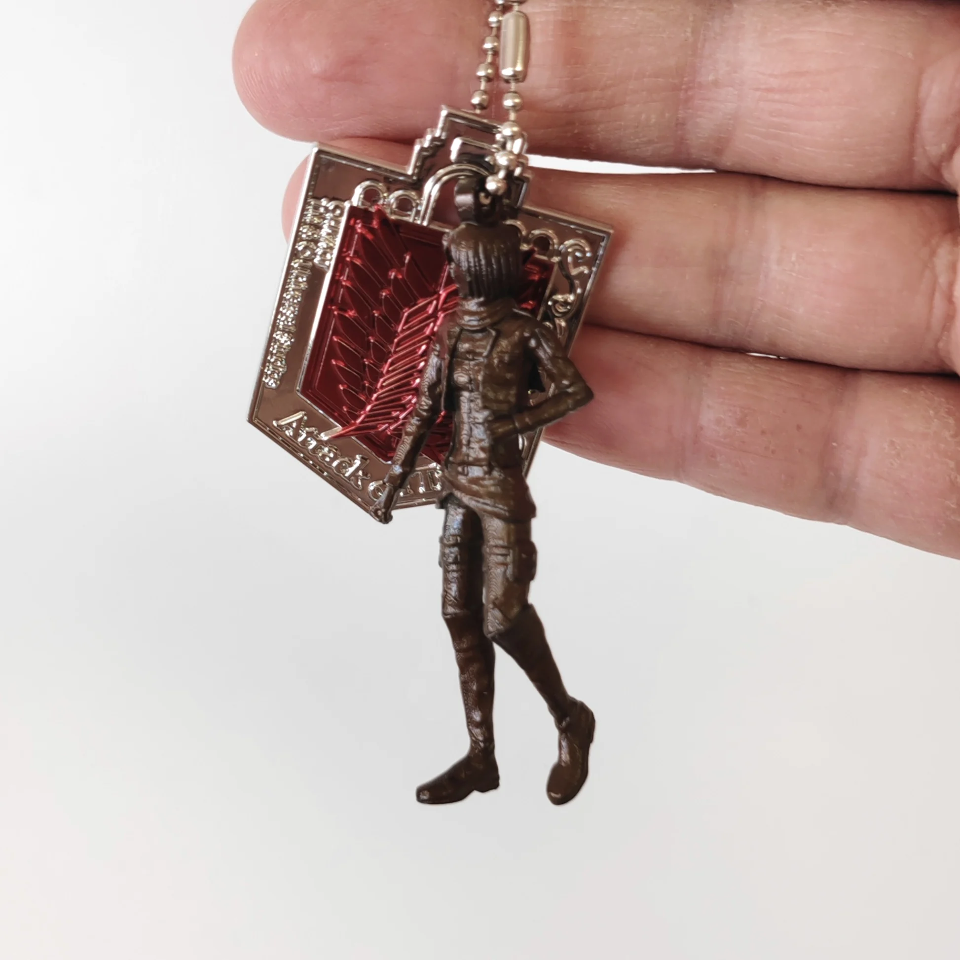 brinquedo-de-metal-em-forma-de-ovo-com-tres-cabecas-de-atta-on-titan-ente-colecionavel-tematico-de-anime-para-fas-e-co