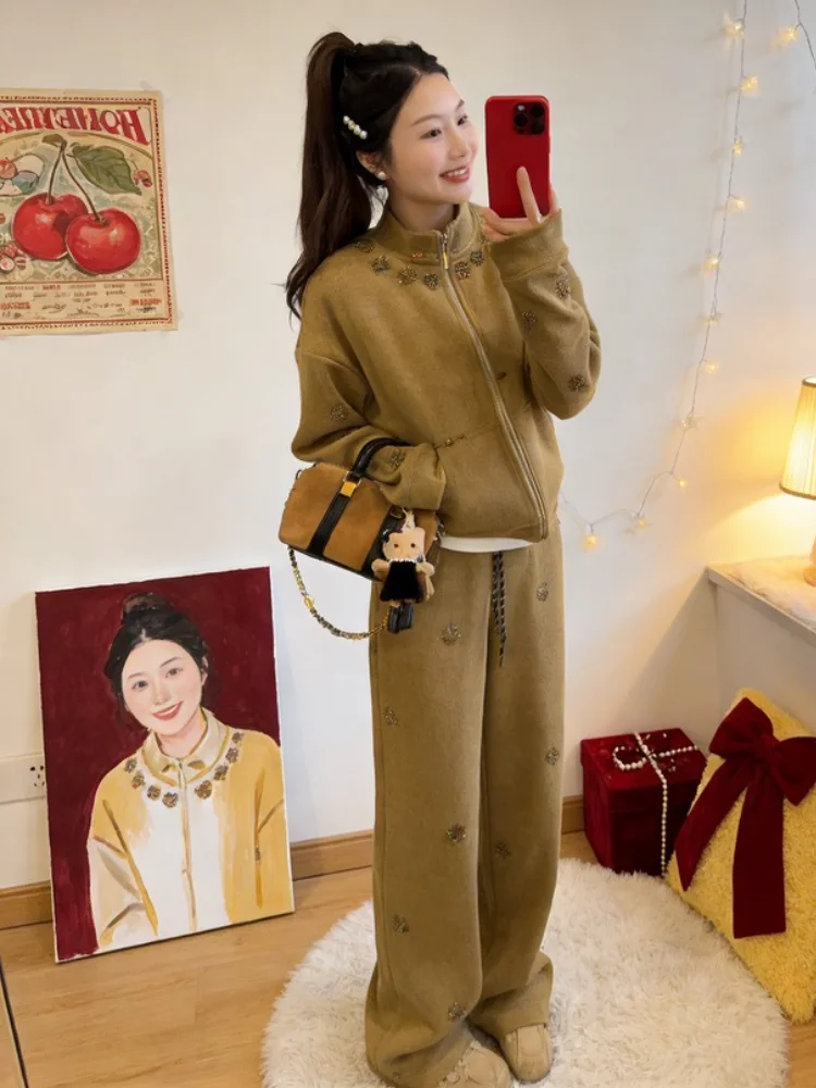 

Стильный повседневный женский осенне-зимний комплект: вязаный свитер с воротником-стойкой и длинные брюки с высокой талией, комплект из двух предметов