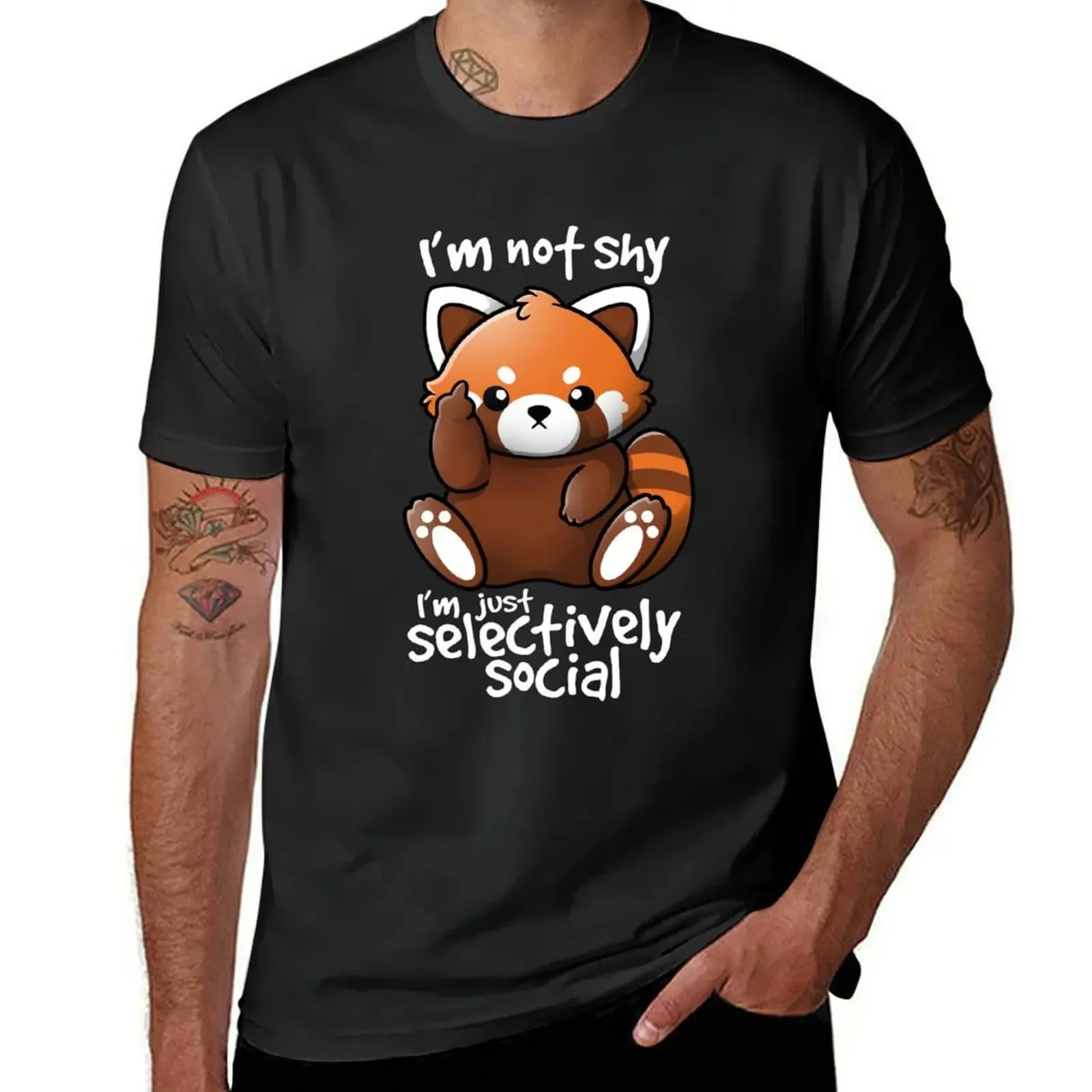 Shy red panda T-Shirt animal prinfor boys funnys Men's clothing