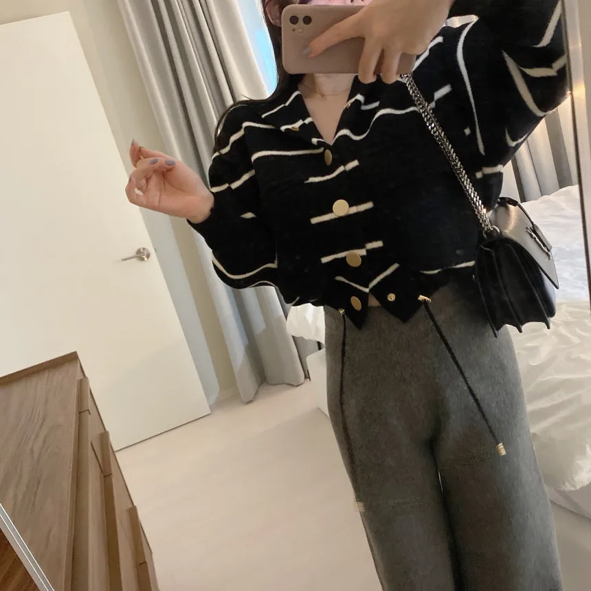 Loose Women's Knitted Cardigan Coat with Big Pockets Striped Splicing Drawstring Hem Single Buttoned Open Front Sweater