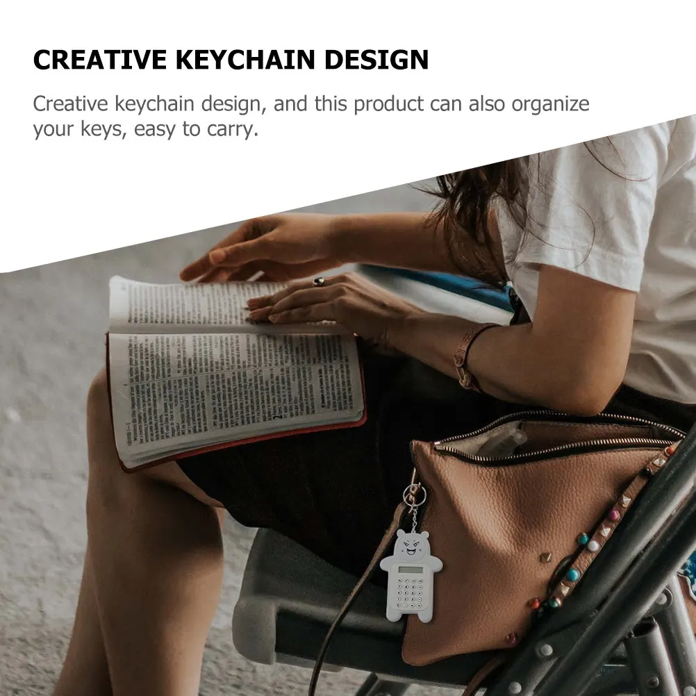 

Милый мини-калькулятор-брелок в виде медведя, портативный подвесной калькулятор, мультяшный декоративный кулон, маленькие канцелярские принадлежности для студентов и офиса, базовые товары