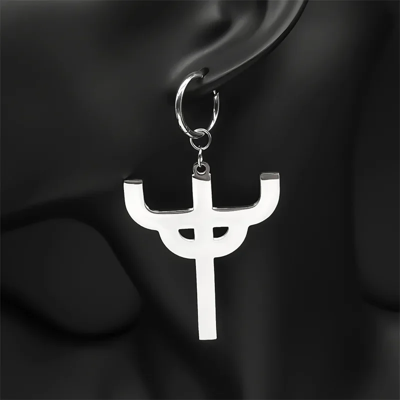 Gothic Judas Priest titanium steel silver saint pendant necklace bouncy necklace men's titanium steel trend jewelry