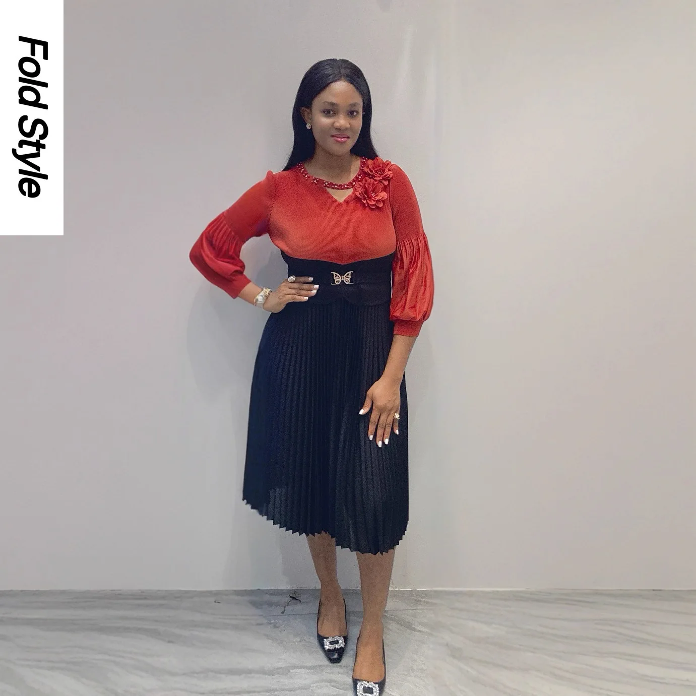 miyake-–-robe-pliable-pour-femmes-ample-temperament-elegant-haut-sens-fine-croix-fleur-mode-personnalisee-nouvelle-collection-2025