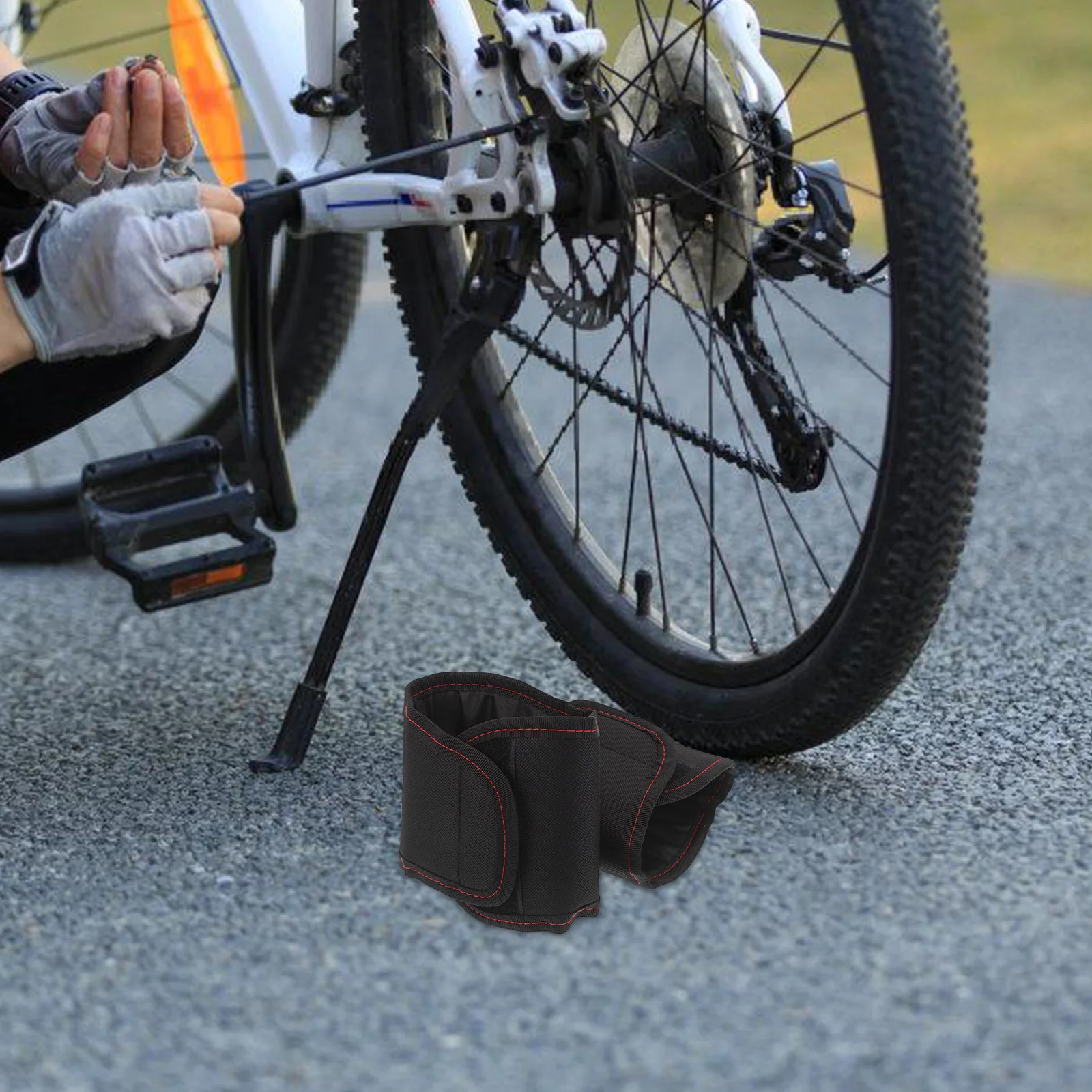 

2PCS Bicycle Pedal Cover AntiSlip WearResistant Mountain Bike Accessories Outdoor Sports Bike Parts Rain Protector Compact