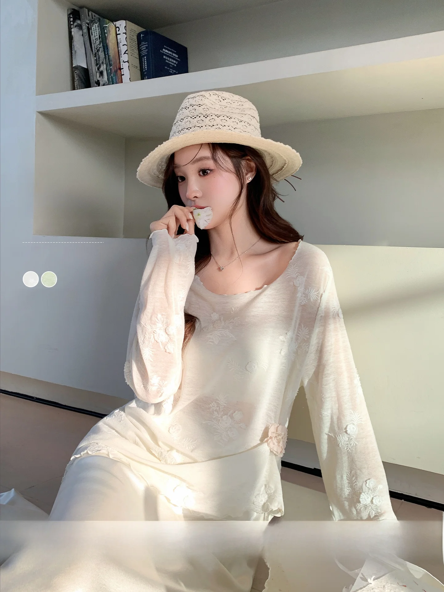 

Ele Long Sve T-irt Women's New Spring Lace Embroidery Texture Feeling French Sle Slim Fit Polyester Fiber Top