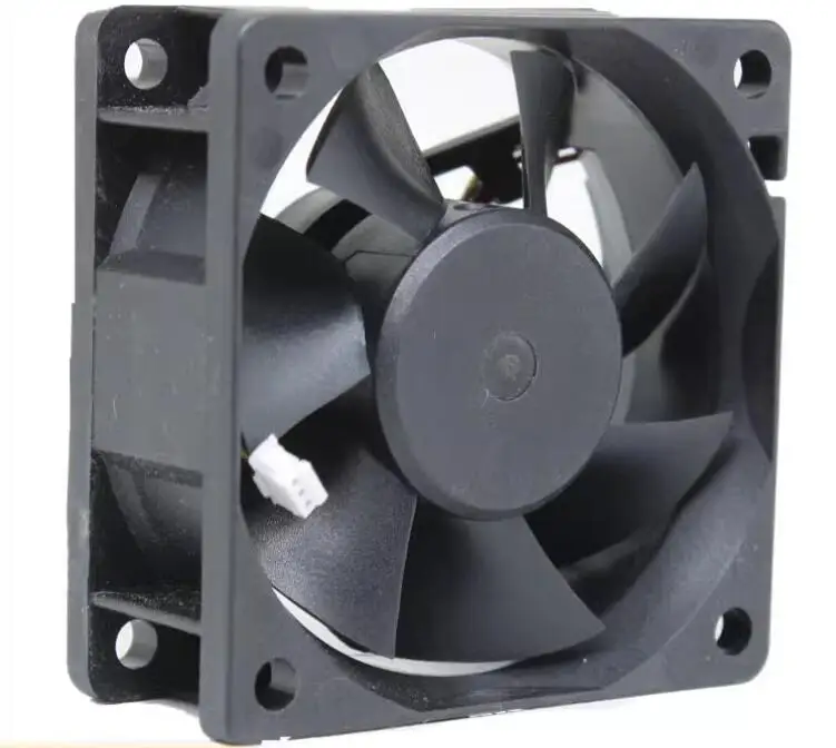 SUNON EE60251B2-000C-Q99 DC 12V 0.90W 60x60x25mm 3-Wire Server Cooling Fan