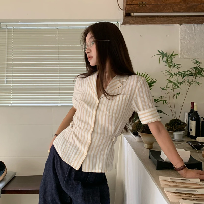 

Japanese Y2k Striped Shirt Women Half Sleeve Slim Casual Shirt Korean Style Blouse And Shirt Streetwear Vintage Tops