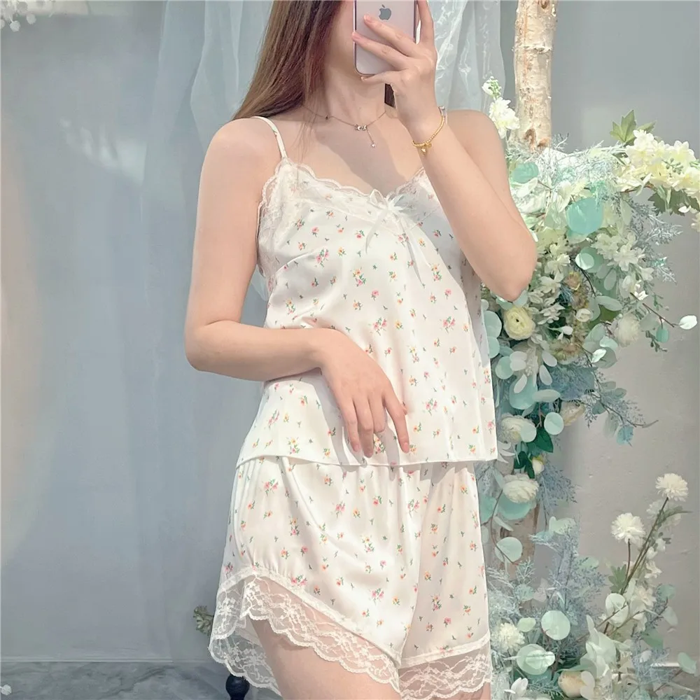 

Two Piece Summer Suspender Pajamas Set Women Sexy Sleeveless Pijamas Suit Lingerie Female Satin Sleepwear Nightsuits Homewear