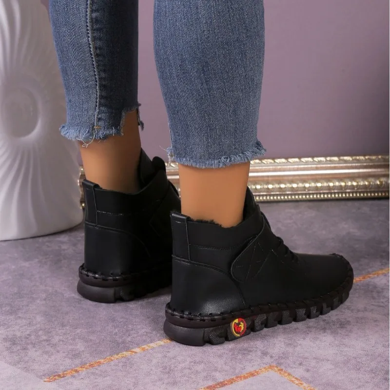 2023 Women\'s Short Leather Boots Ladies Furry Orthopedic Shoes Thick Fur Booties Woman Winter Snow Boot Plus size 44/45 Botines