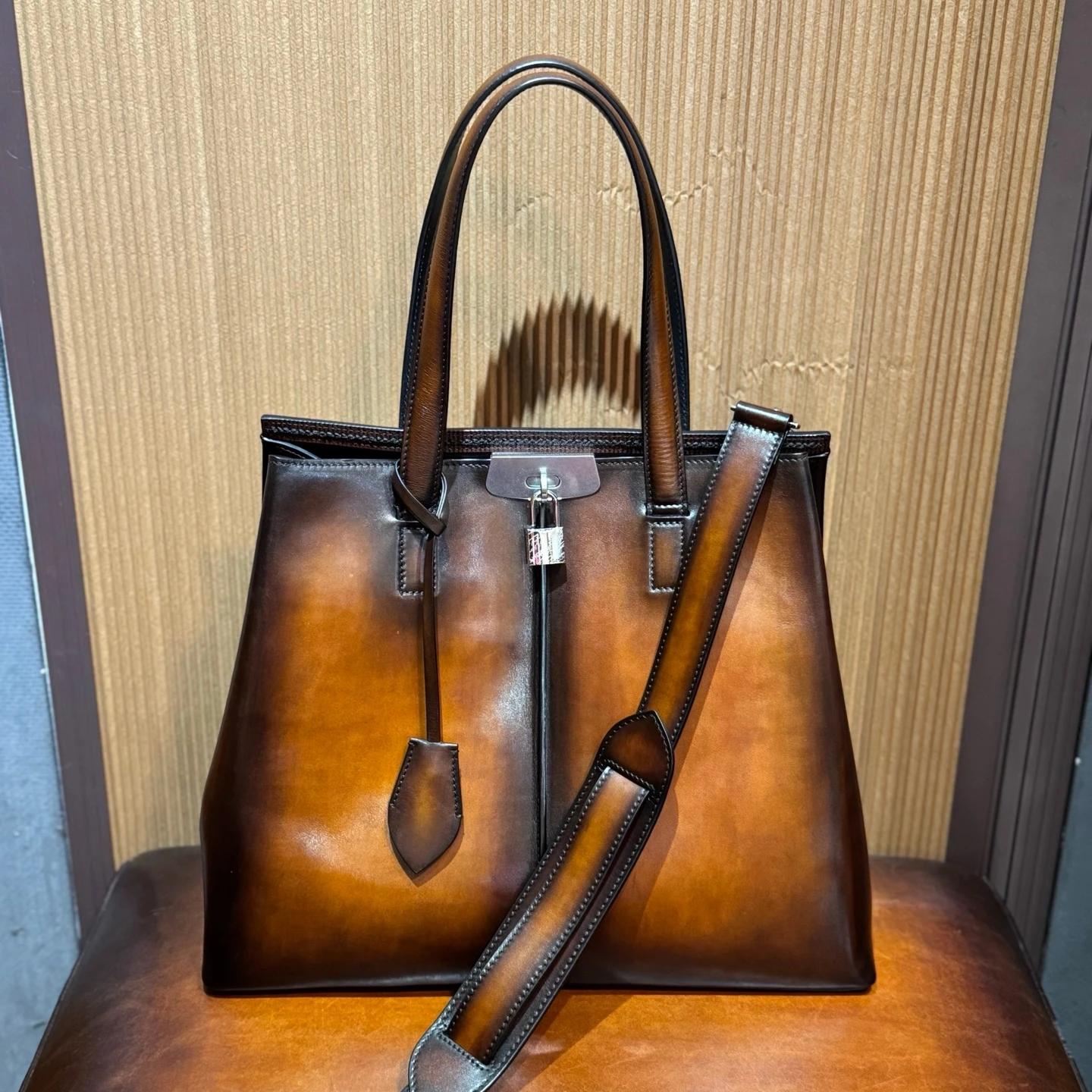 

DIMY 2025 new briefcase men's business handbag men's bag large capacity leather horizontal casual business bag