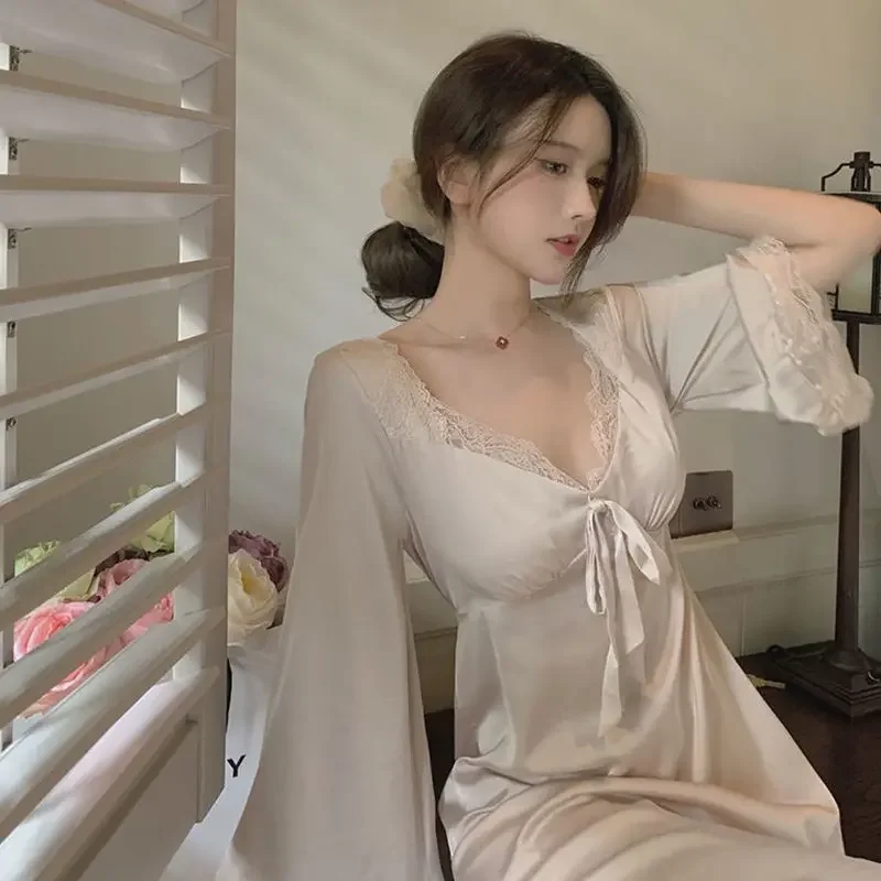 

Long Sleeve Lace V Neck Knee Length Sleepwear Nightwear For Female French Style Women's Nightdress Solid Silk Ladies Summer