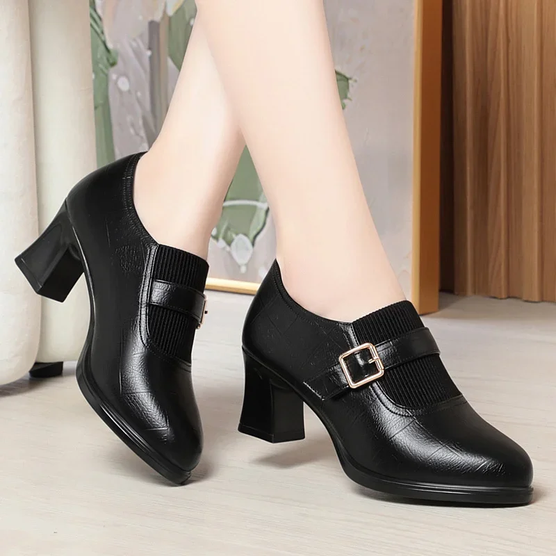 Autumn Fashion Comfort Deep Mouth Soft Leather Shoes Women Pumps 2025 Spring Block Heels Shoes for Office Mom Model Daily