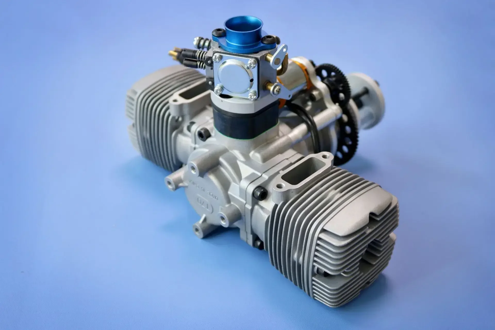 

GTT70 model aircraft engine, charged start two-stroke 70cc twin-cylinder engine