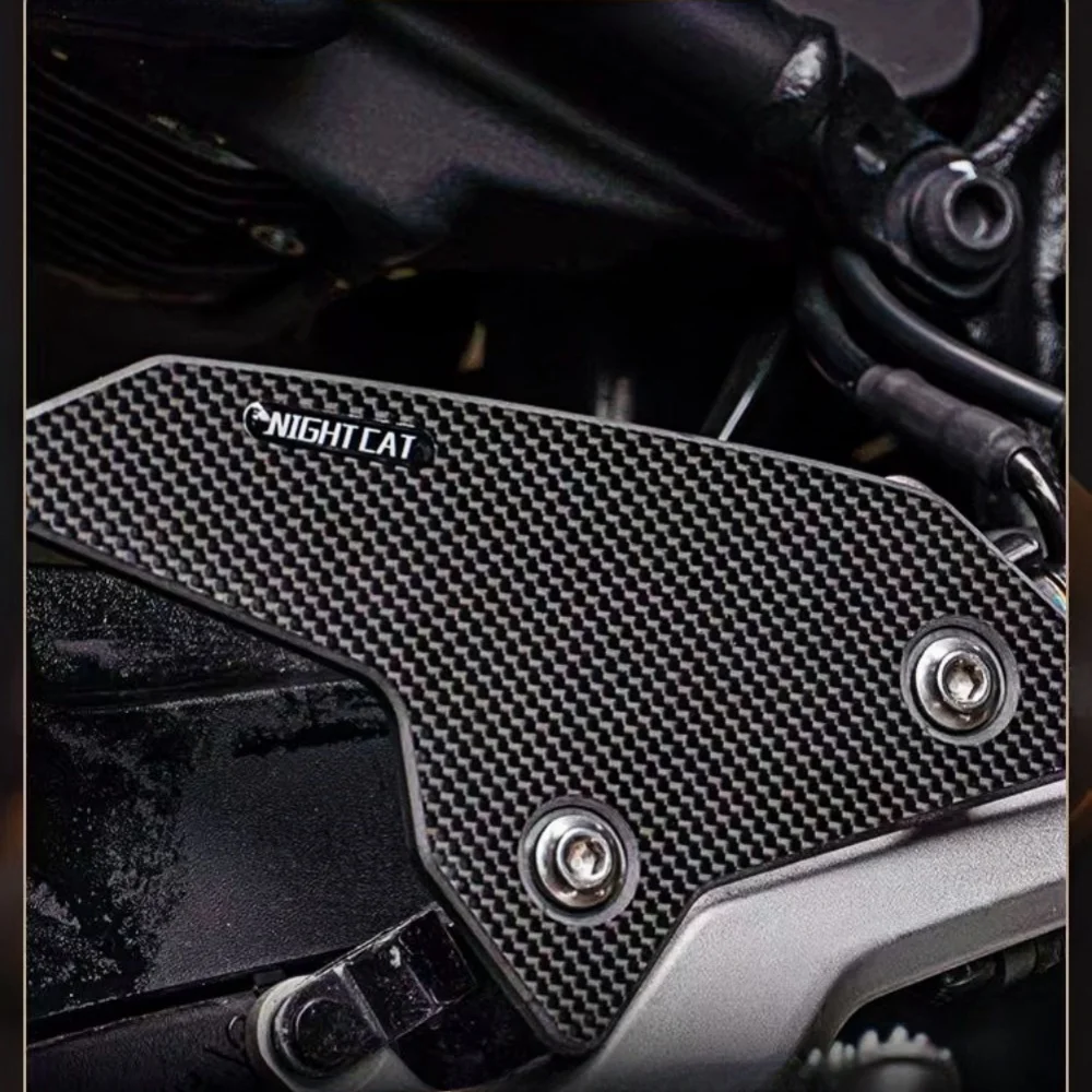 مناسبة لملحقات حماية مقاومة للخدش ومقاومة للخدش للدراجة النارية CFMOTO 450SR من ألياف الكربون