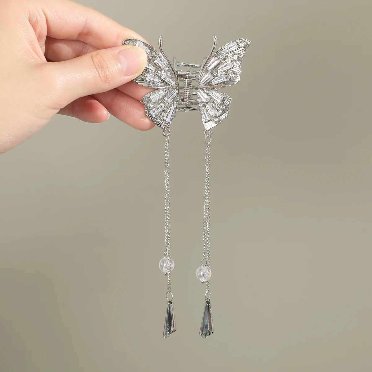 AWAYTR Crystal Butterfly Hair Claw Crab Clip for Women Girls Alloy Tassel Hair Clips Shark Clip Hair Accessories