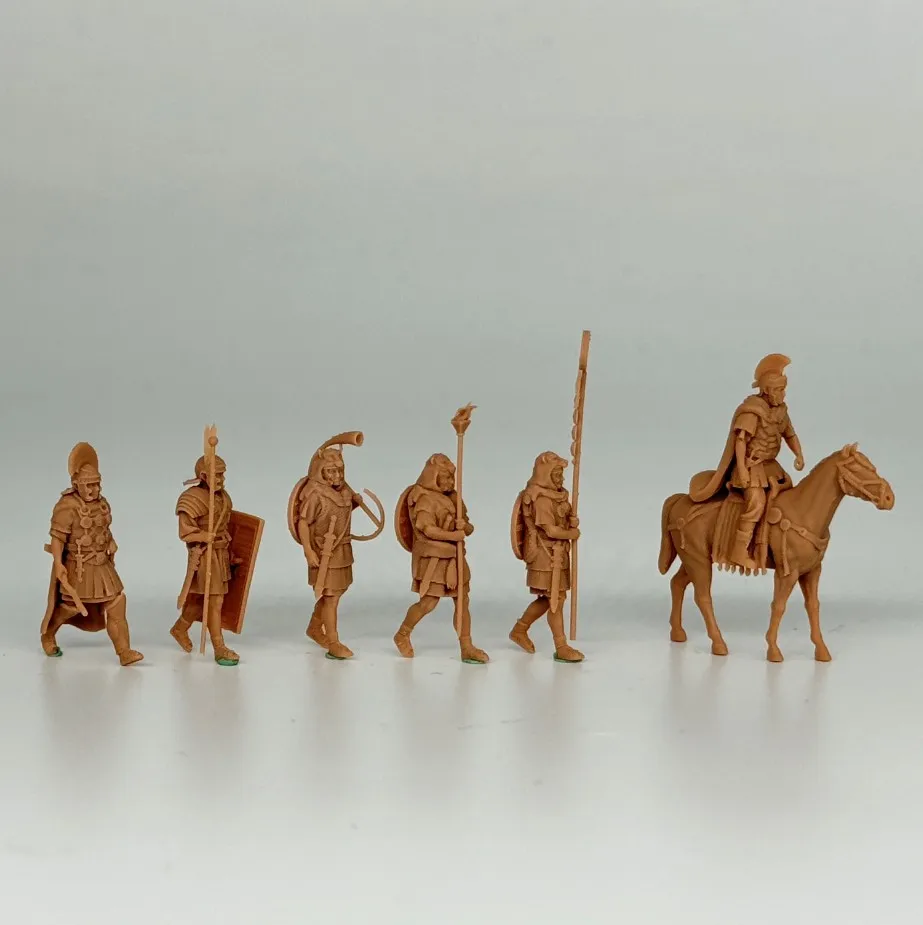 1/72 Scale Roman Legionaries and knights 6 Figures Unpainted Resin Model kit Historical Military Diorama Miniature