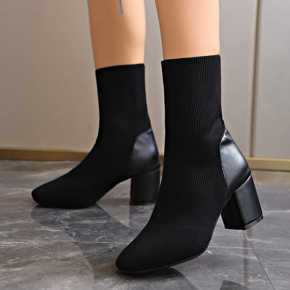 

Fashion New Round Toe Sexy Cloth Mid-tube Boots for Winter Comfortable Banquet Elegant Large Size Walking Boots for Women