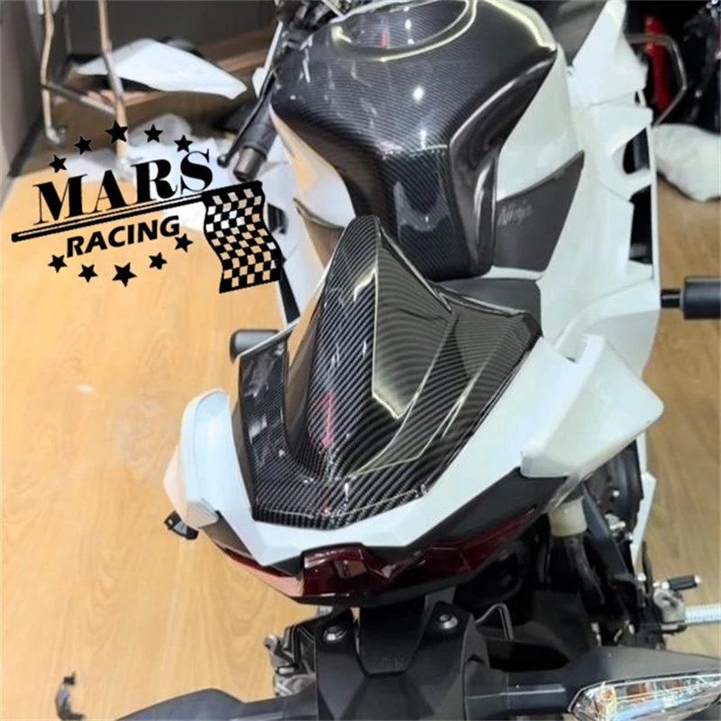 

For Kawasaki NINJA400 Z400 2018-2026 Motorcycle Fender Rear Seat Cover Tail Section Fairing Cowl Rear seat mudguard Rubber Pad