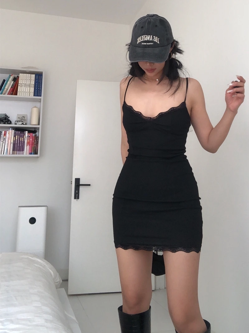 

Американское эластичное платье-боди с V-образным вырезом, кружевными бретелями и эффектом утяжки на талии, в стиле Spicy Girl