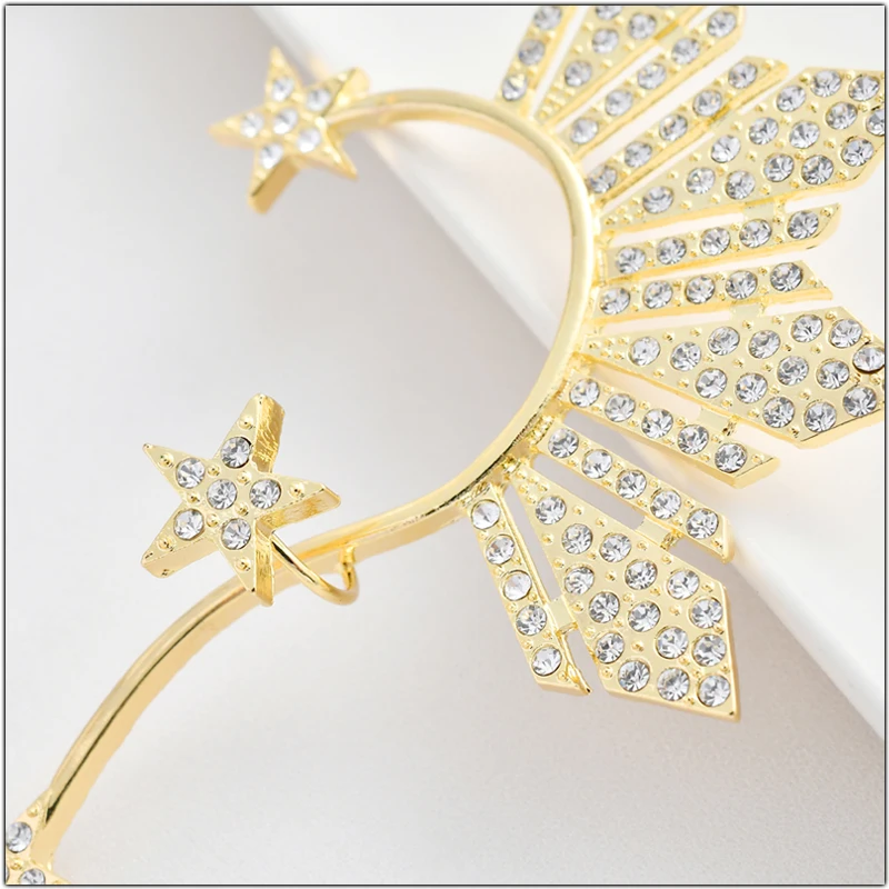 Crystal Space Star Ear Clip on Earrings for Women Accessories Lovely Rhinestone Star Big Ear Cuff Earring Fashion Ornaments Gift